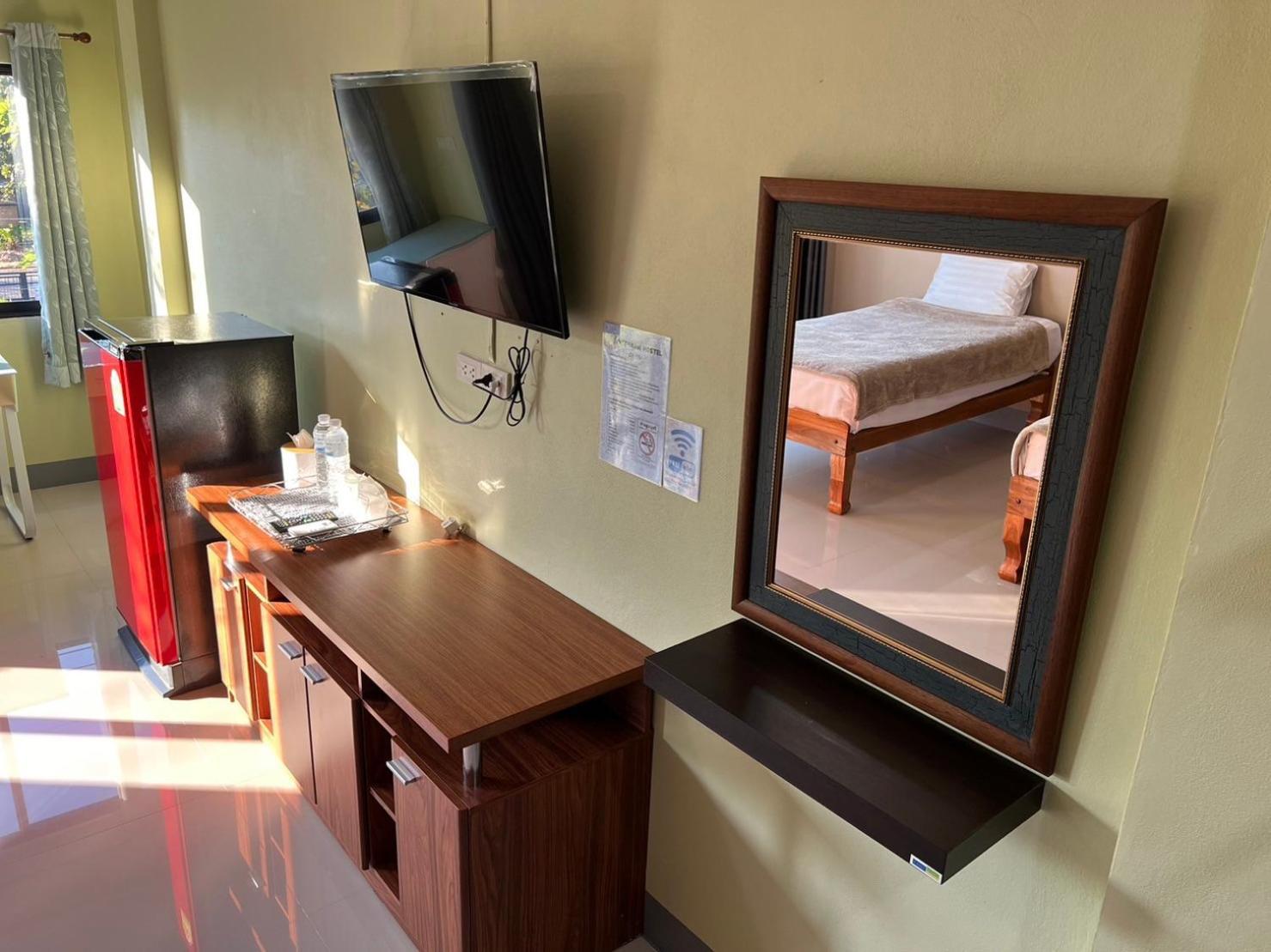 V Tharm Hotel Удон-Тхани Экстерьер фото